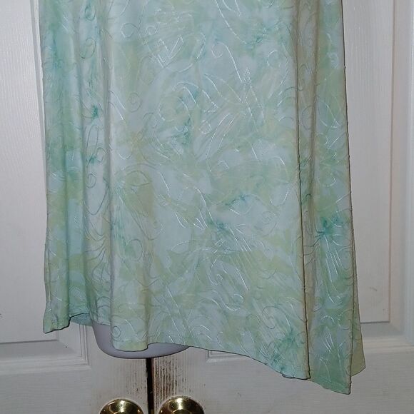 New Directions mint green yellowish blend sleeveless blouse Sz M NWOT - Picture 2 of 6